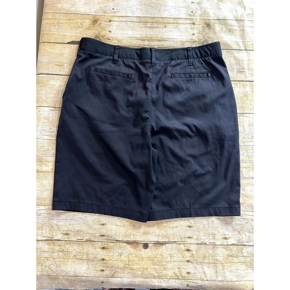 BCG Golf Shorts in Black - Picture 2 of 3